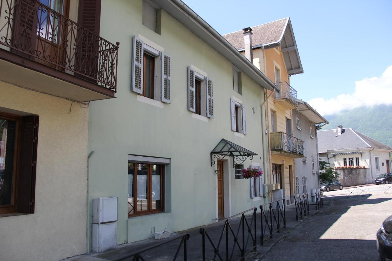 Juste Pour Le Plaisir Bed and Breakfast Saint-Pierre-dʼAlbigny Exterior foto